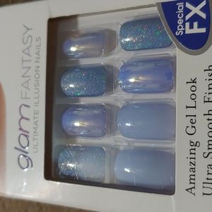 Glam Fantasy Ultimate Illusion nails